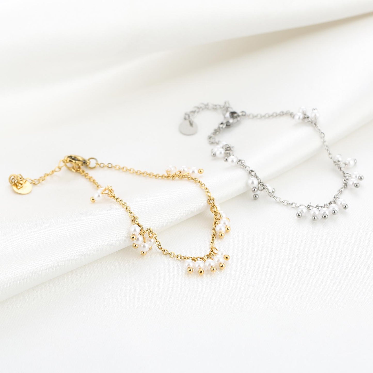 Lulu - Armband met parelhangers